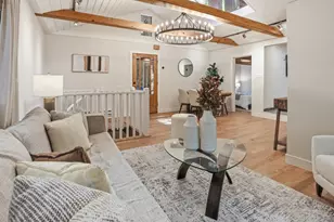 24250 Glenwood Dr, Los Gatos, CA 95033 - Photo 16