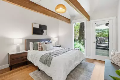 24250 Glenwood Dr, Los Gatos, CA 95033 - Photo 22