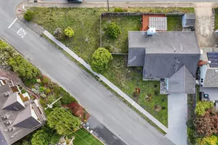 423 Montecito Ave, El Granada, CA 94018 - Photo 16