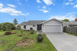 423 Montecito Ave, El Granada, CA 94018 - Photo 4