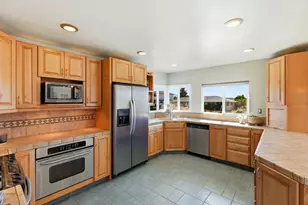 1251 Bonnie View Rd, Hollister, CA 95023 - Photo 12