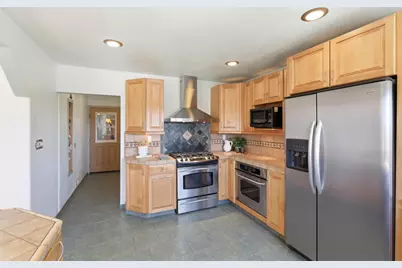 1251 Bonnie View Rd, Hollister, CA 95023 - Photo 14