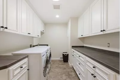 13565 Wendy Ln, Saratoga, CA 95070 - Photo 18