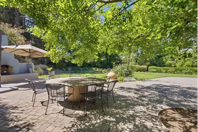 13565 Wendy Ln, Saratoga, CA 95070 - Photo 22