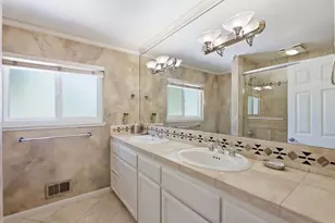 13565 Wendy Ln, Saratoga, CA 95070 - Photo 18