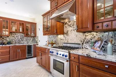 49 W Summit Dr, Redwood City, CA 94062 - Photo 8