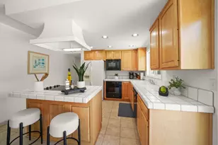 529 Bryce Ct, Milpitas, CA 95035 - Photo 10