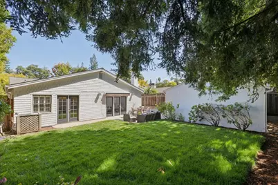 2062 Mills Ave, Menlo Park, CA 94025 - Photo 86