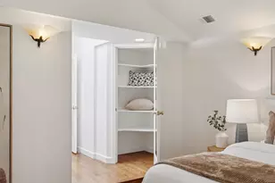 2062 Mills Ave, Menlo Park, CA 94025 - Photo 50