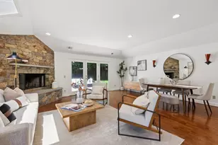 2062 Mills Ave, Menlo Park, CA 94025 - Photo 24
