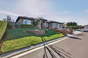 160 Dan Dr, Hollister, CA 95023 - Photo 2