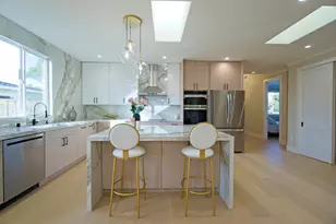 2448 Moraine Dr, Santa Clara, CA 95051 - Photo 2