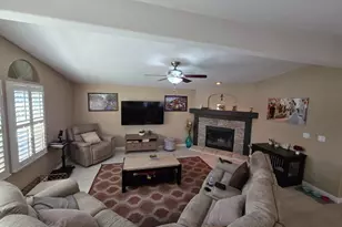 141 Chateau La Salle Dr 141, San Jose, CA 95111 - Photo 36