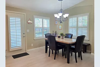 141 Chateau La Salle Dr 141, San Jose, CA 95111 - Photo 30
