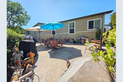 141 Chateau La Salle Dr 141, San Jose, CA 95111 - Photo 40