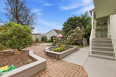438 43rd St, Richmond, CA 94805 - Photo 26