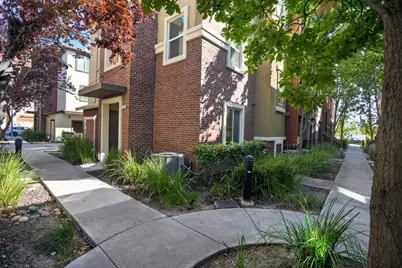 1339 Lee Pl, San Jose, CA 95131 - Photo 4