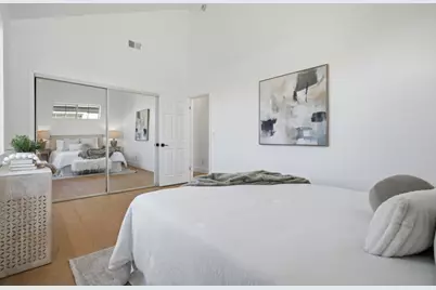 2325 De Varona Pl, Santa Clara, CA 95050 - Photo 40