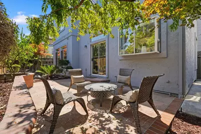 2325 De Varona Pl, Santa Clara, CA 95050 - Photo 50