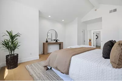 2325 De Varona Pl, Santa Clara, CA 95050 - Photo 46
