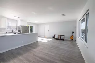750 El Camino Paraiso, Hollister, CA 95023 - Photo 4