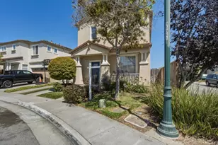 36 Vista Verde Cir, Watsonville, CA 95076 - Photo 2