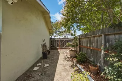 407 Pueblo Dr, Salinas, CA 93906 - Photo 30