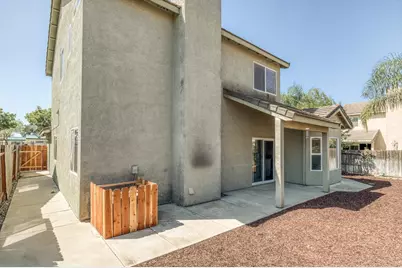 643 E Springer Dr, Turlock, CA 95382 - Photo 16