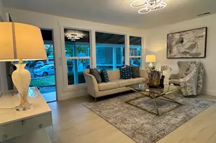 17 Yarnall Pl, Redwood City, CA 94063 - Photo 10