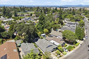 2000 Howard Ave, San Carlos, CA 94070 - Photo 70