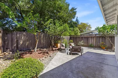 2000 Howard Ave, San Carlos, CA 94070 - Photo 62