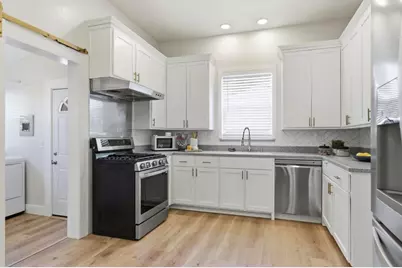 194 4th St, Gilroy, CA 95020 - Photo 4