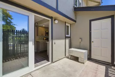 1806 Chinquapin Ct C, Concord, CA 94519 - Photo 12
