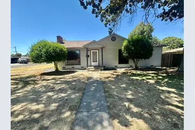 820 Monterey Ave, Chowchilla, CA 93610 - Photo 1