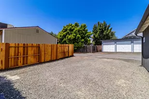 843 W I St, Benicia, CA 94510 - Photo 44