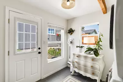 843 W I St, Benicia, CA 94510 - Photo 28