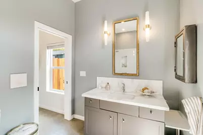 843 W I St, Benicia, CA 94510 - Photo 36