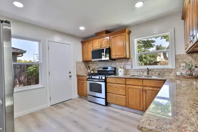 2036 Randolph Dr, San Jose, CA 95128 - Photo 8