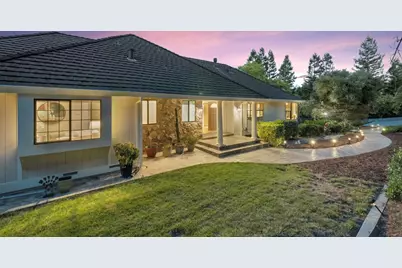 18803 Hilltop Way, Saratoga, CA 95070 - Photo 4
