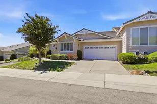8762 McCarty Ranch Dr, San Jose, CA 95135 - Photo 2