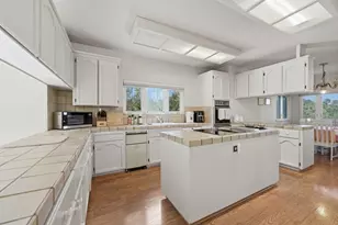 36 Eugenia Way, Hillsborough, CA 94010 - Photo 6