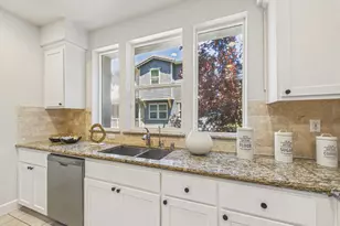 788 Bramble Ter, Sunnyvale, CA 94086 - Photo 16