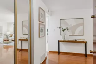 1101 Continentals Way 112, Belmont, CA 94002 - Photo 4