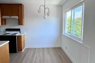 57 Dumbarton Ave, Redwood City, CA 94063 - Photo 8