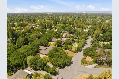 484 Aspen Way, Los Altos, CA 94024 - Photo 42