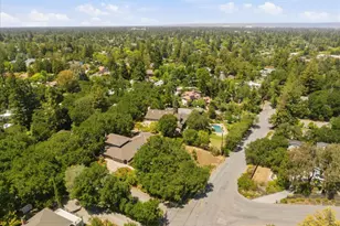 484 Aspen Way, Los Altos, CA 94024 - Photo 42