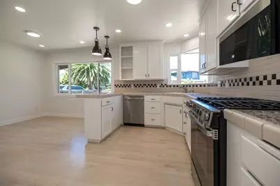 420 Pilgrim Dr, Capitola, CA 95010 - Photo 10