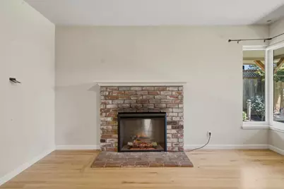 530 B St, Hollister, CA 95023 - Photo 12
