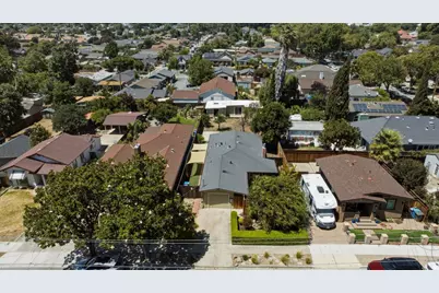 530 B St, Hollister, CA 95023 - Photo 40