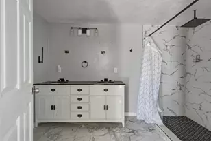 530 B St, Hollister, CA 95023 - Photo 38